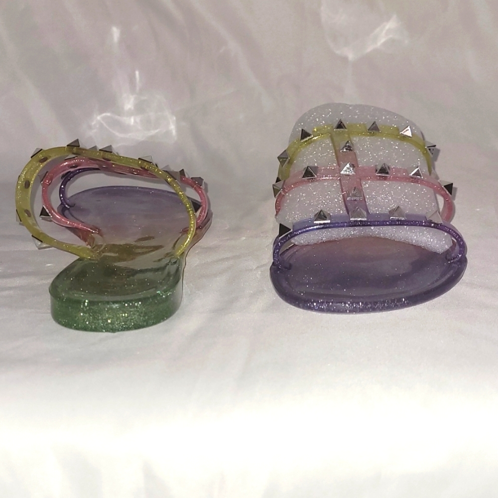 Women's Sandals - Picture 2 of 5